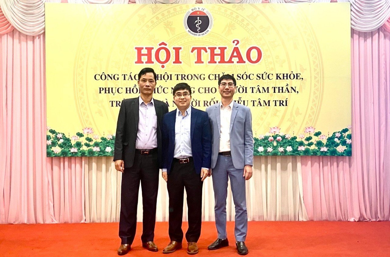 HOẠT ĐỘNG CÔNG TÁC XÃ HỘI TRONG BỆNH VIỆN