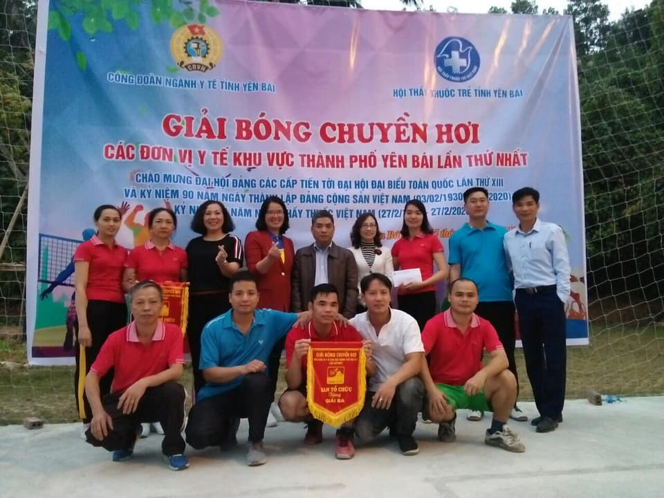 Bệnh viện Tâm thần tỉnh Yên Bái tham gia Giải bóng chuyền hơi y tế khu vực thành phố Yên Bái lần thứ nhất năm 2019.